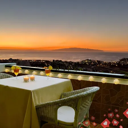 Appartamento -'ღ'- Couples' Paradise. Insta-worthy Ocean Views. *