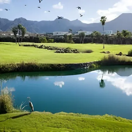 Appartement -'ღ'- Couples' Paradise. Insta-worthy Ocean Views. *