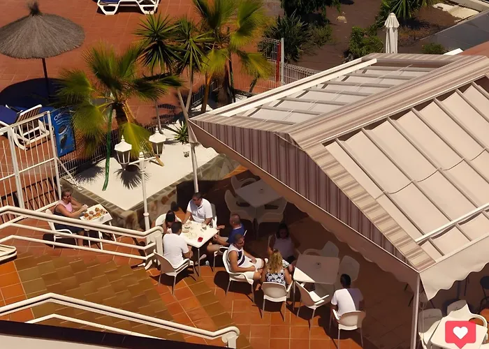 -'ღ'- Couples' Paradise. Insta-worthy Ocean Views. Appartamento *