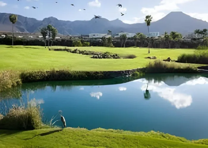 Appartamento -'ღ'- Couples' Paradise. Insta-worthy Ocean Views. *